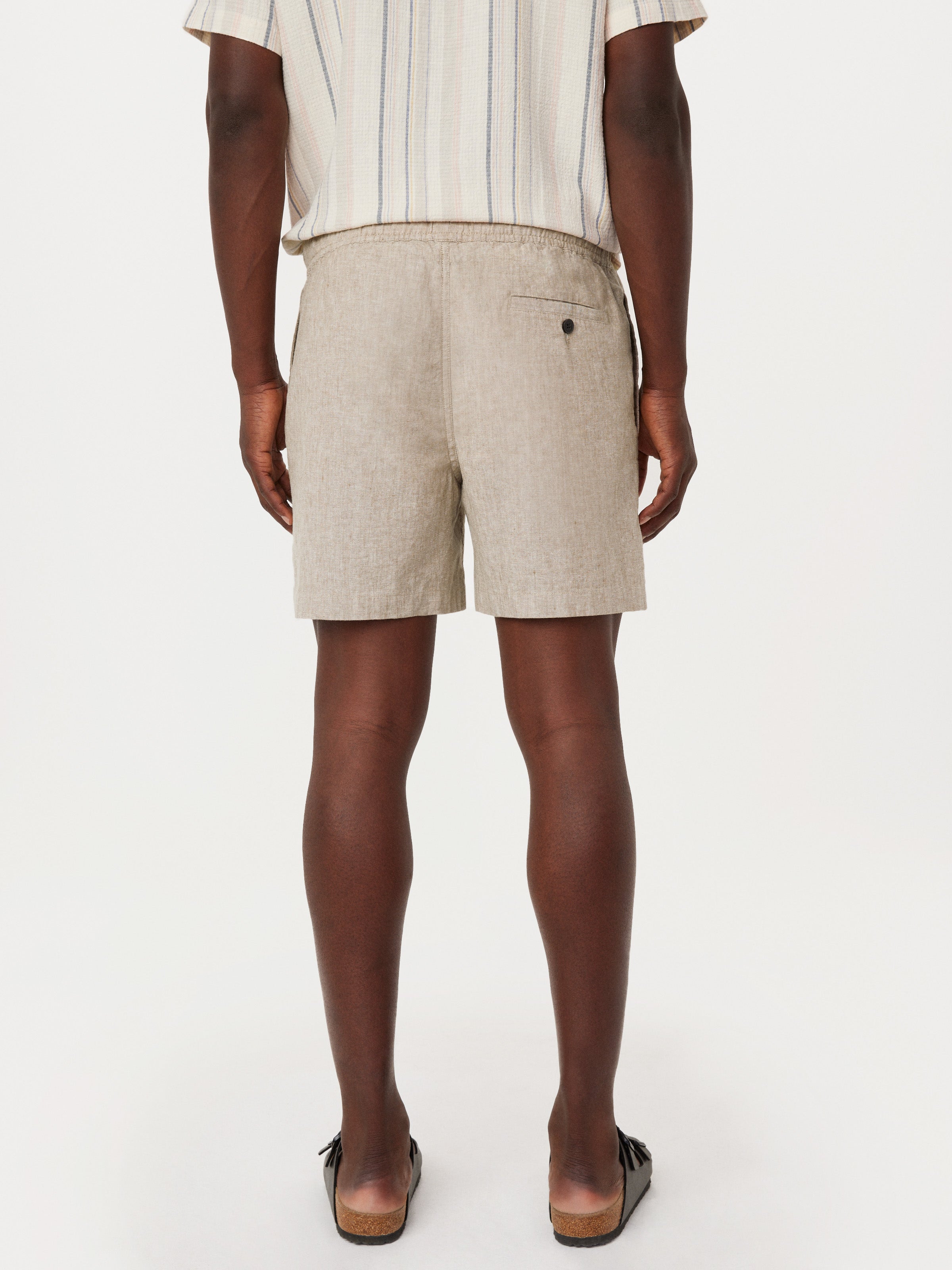 The Owen Linen Short in Hazel