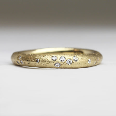 14ct Yellow Gold Sandcast Diamond Scatter Ring