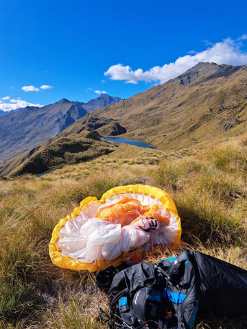 Hike & Fly paragliding, New Zealand