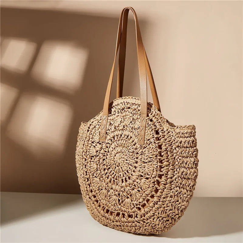 SunChic Travel Bag : Stylish and Versatile - Image 3
