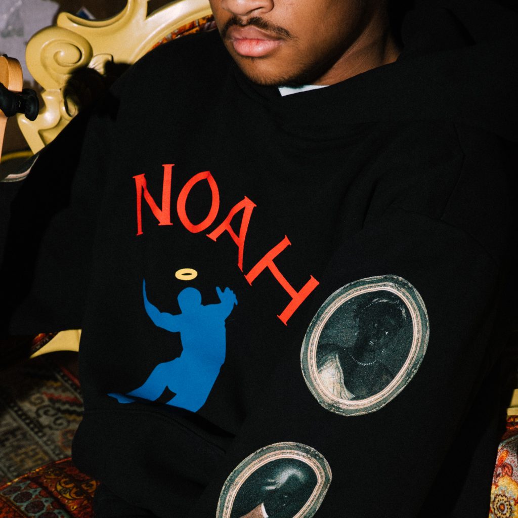 NOAH x UNION FAMILY TREE HOODIE BLACK www.krzysztofbialy.com