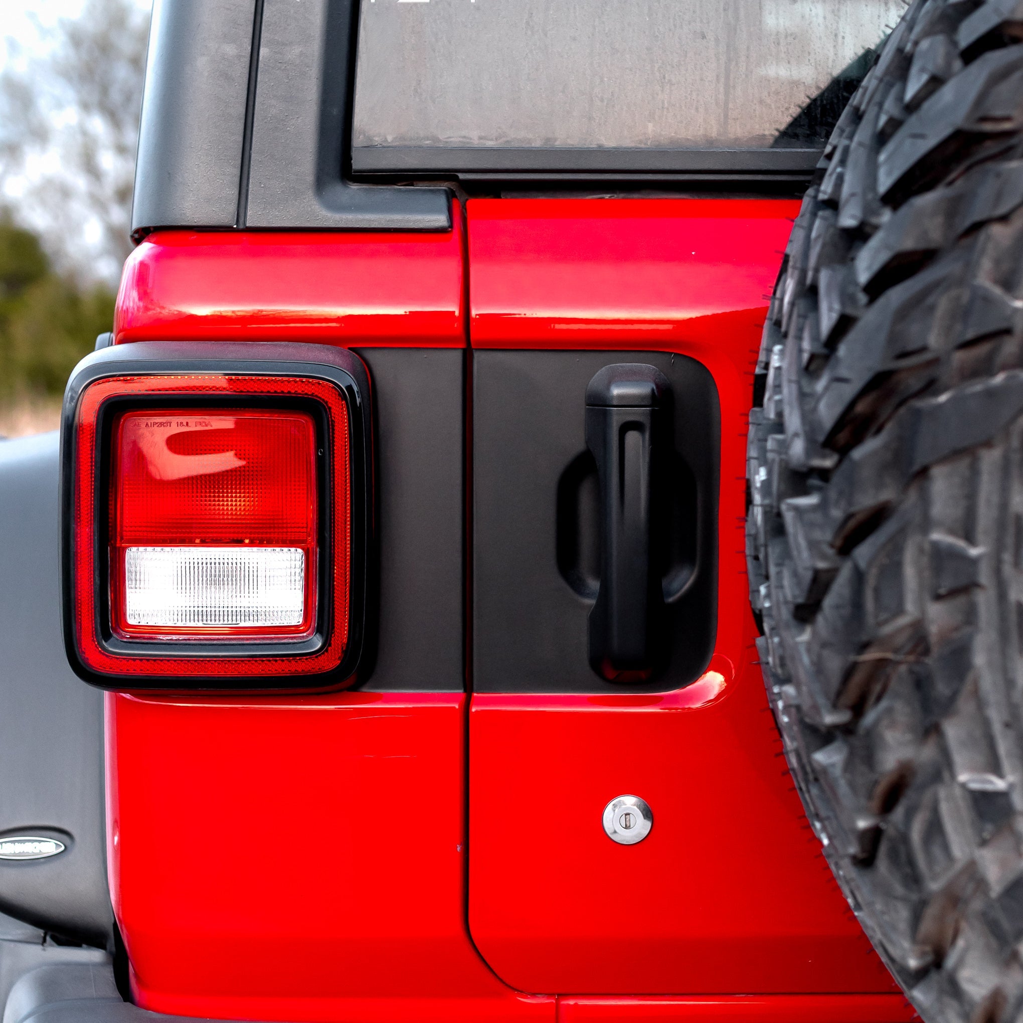 tailgate-handle-graphic-for-wrangler-jl-jlu-413102