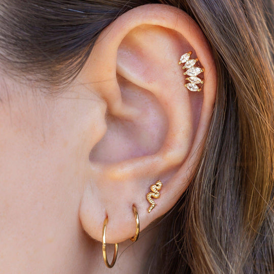 White Opal Cartilage Earring Gold Cartilage Hoop Cartilage Piercing Hex  Piercing 20-22 Gauge 8-12mm Inner Diameter - Etsy | Cartilago-ohrringe,  Ohrklemme, Piercing