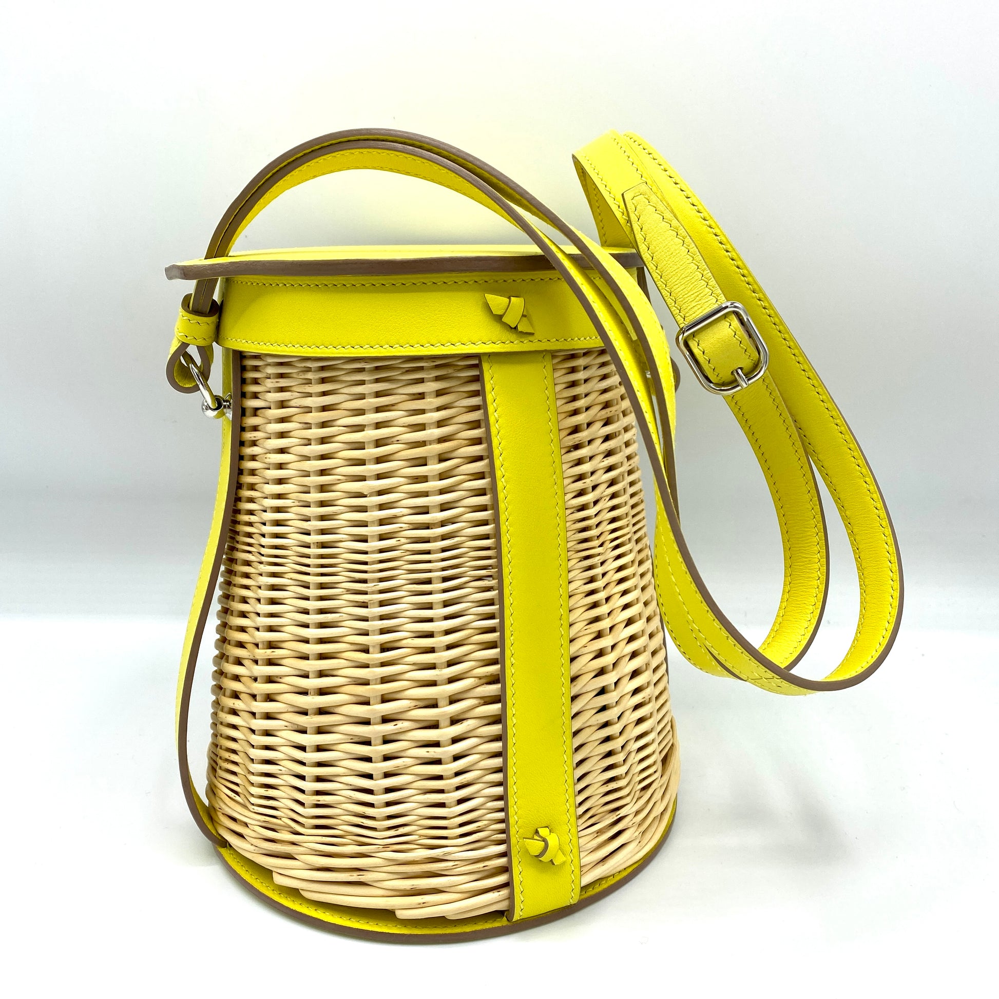 hermes farming picnic bag