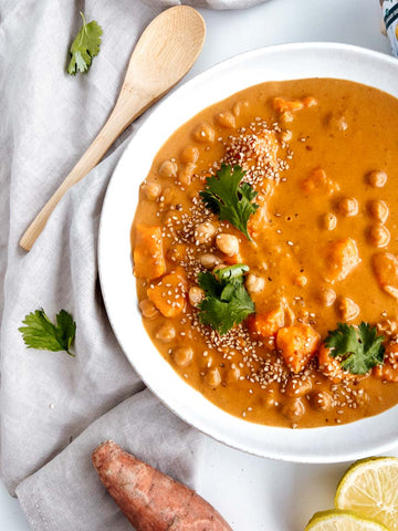 Rezept: Erdnusssuppe mit Süßkartoffeln, vegan, mit ehrenwort. BIO Voll auf die Nuss Erdnuss Curry