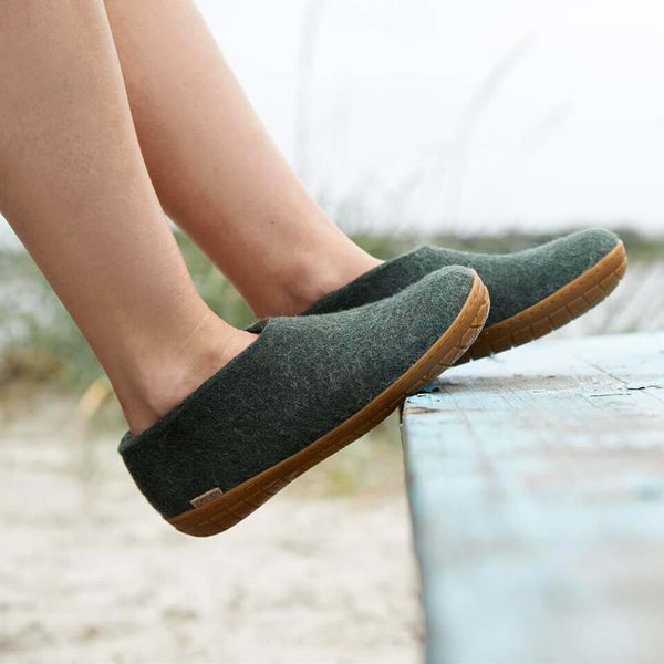 Slip-on with natural rubber sole - honey - Forest –