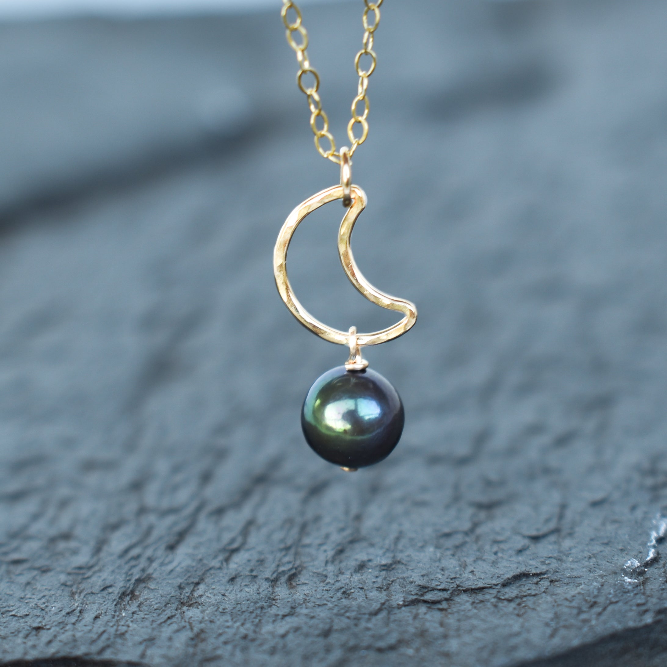 Cute Crescent Moon Necklace with Pearl