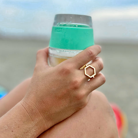 Flatpack statement ring that's convenient to travel with
