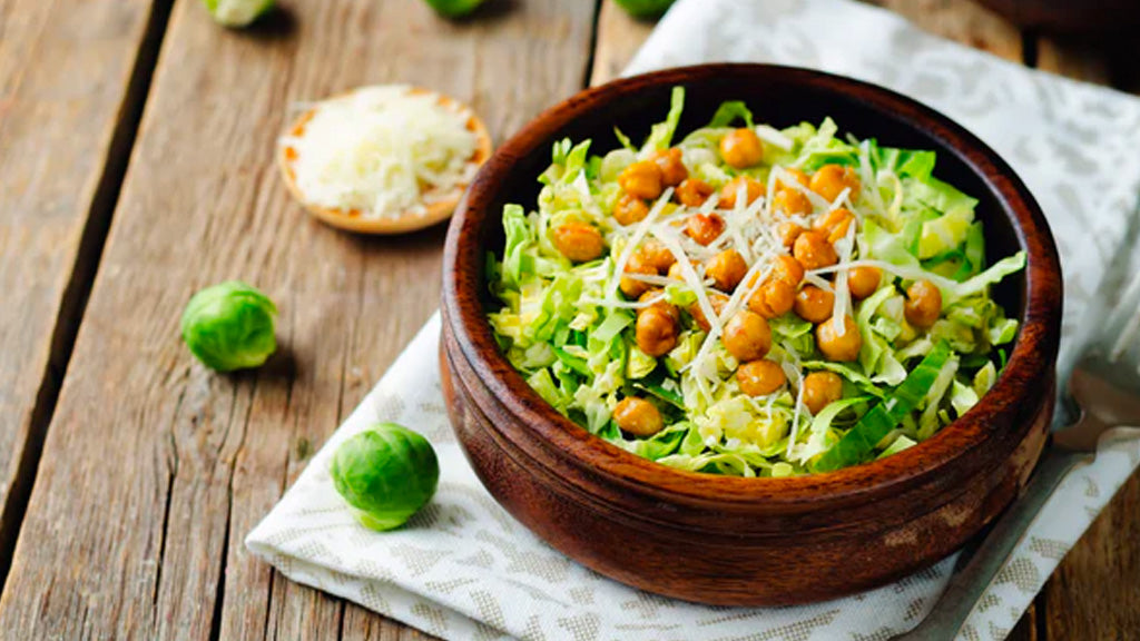 Salade César pour le système immunitaire aux choux de Bruxelles