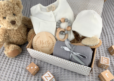 Unisex baby newborn gift box