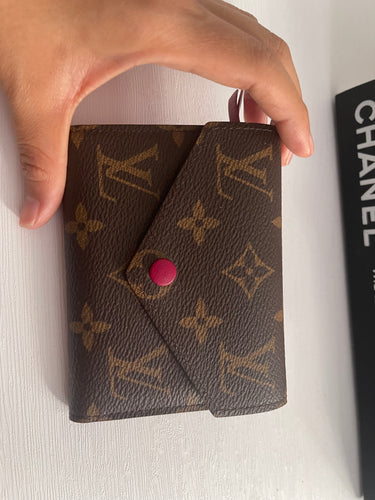 Louis Vuitton Fuchsia Monogram Flat Card Holder – Globalluxcloset