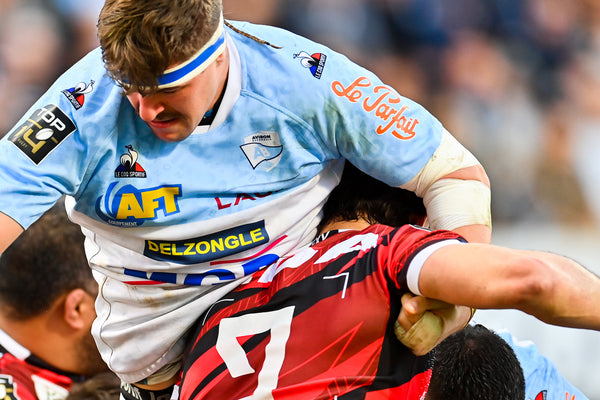 Foto di un giocatore professionista di rugby dell'Aviron Bayonnais