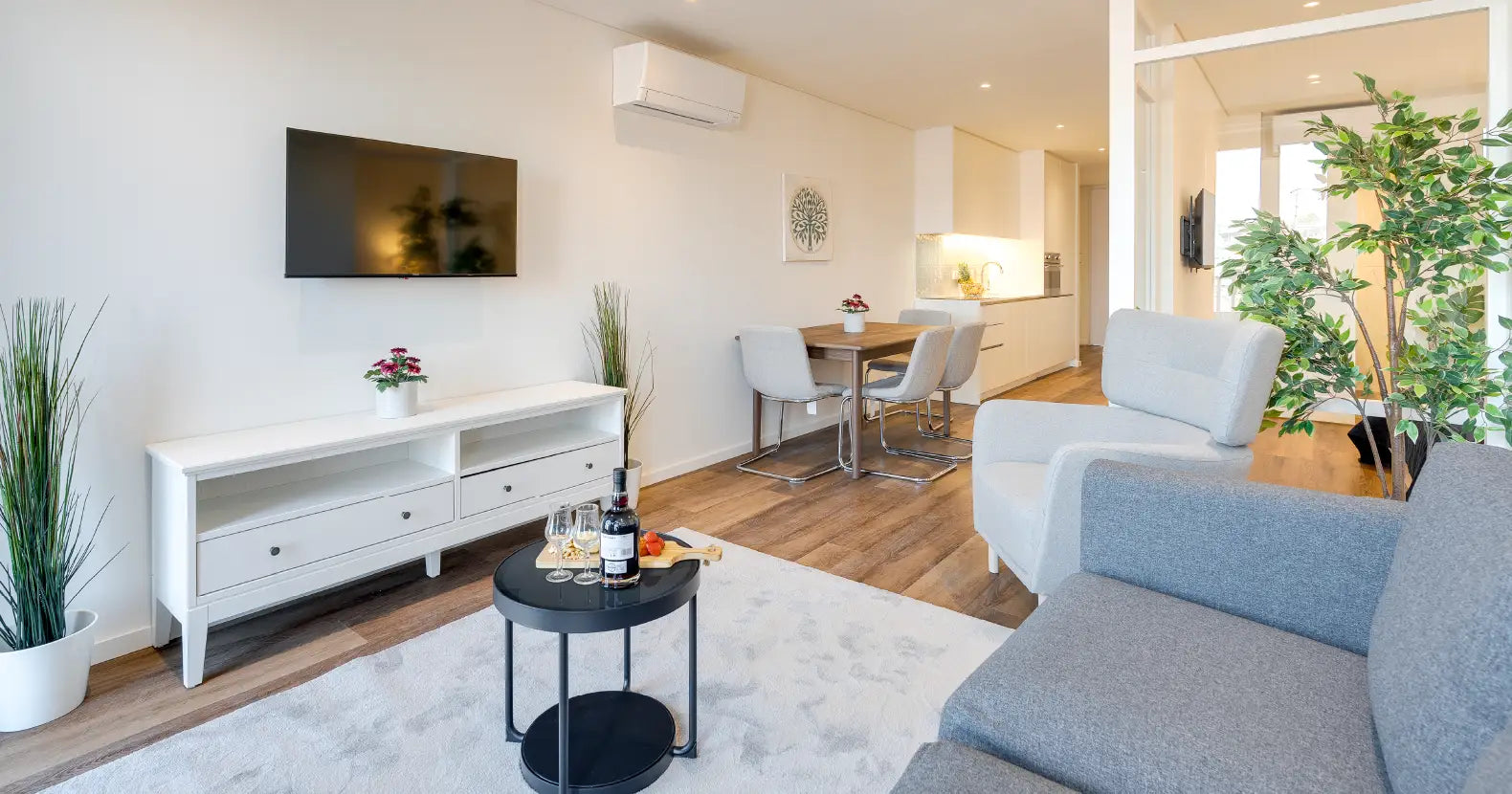 Sala de um Alojamento Local no Porto gerido pela Host Wise