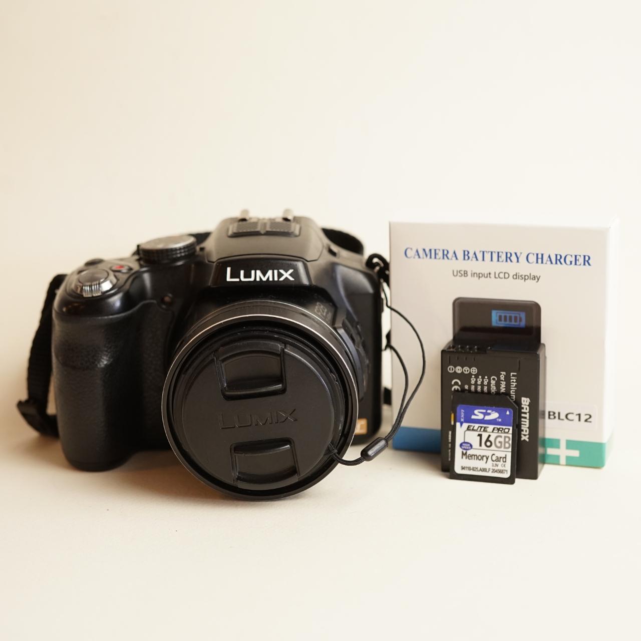 Panasonic Lumix DMC-FZ200 Digital Camera | 12.1MP | Read Description | Black