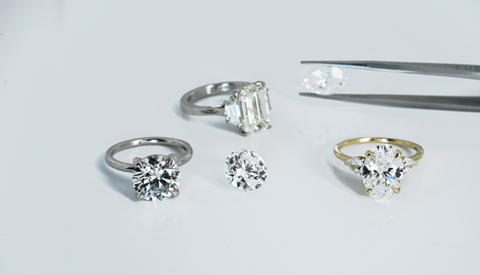 Engagement rings and loose diamonds