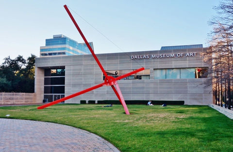 Dallas Museum of Art exterior image with outdoor art installation
