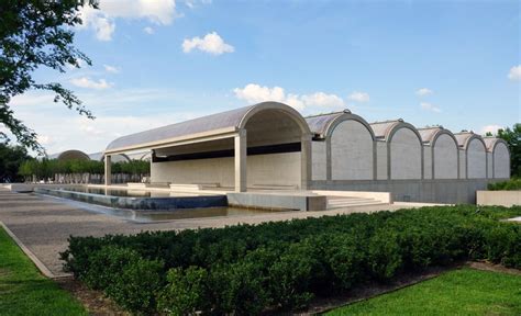 Fort Worth's Kimbell Art Museum exterior building