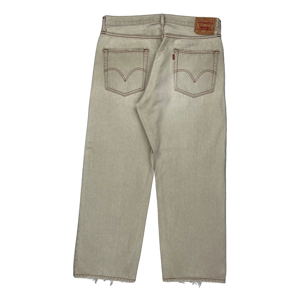 image of 569 Levis Jeans - 36W 29L Beige Cotton