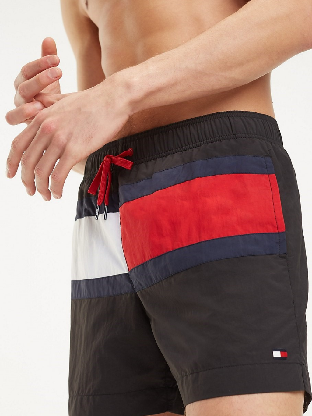 tommy hilfiger flag shorts