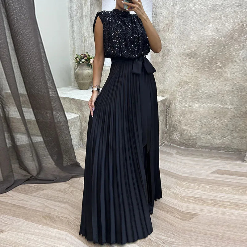 Evening Dresses: Elegant Backless Pleated Evening Dresses Women