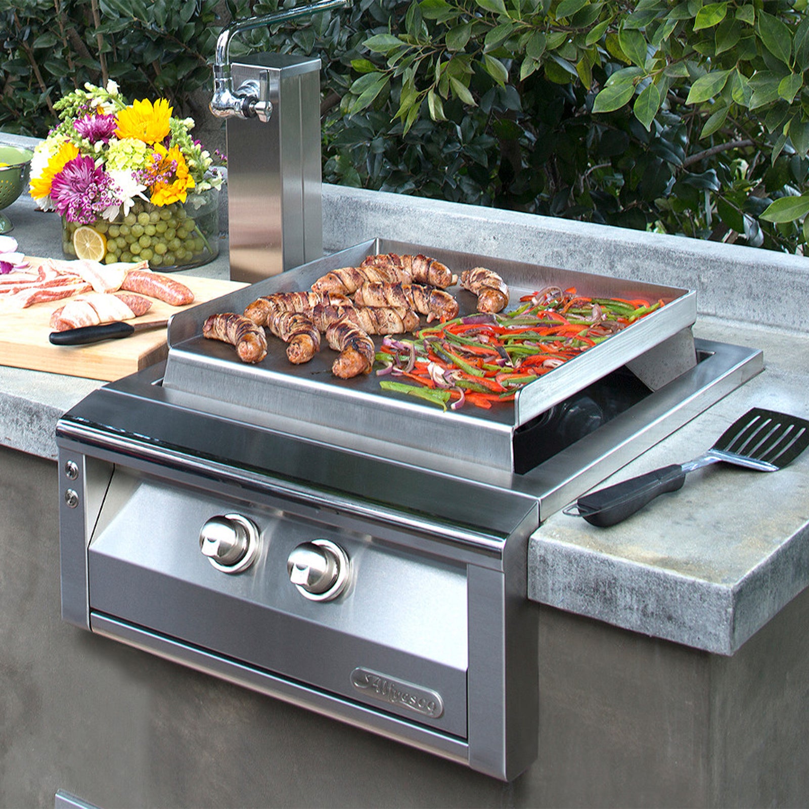 Alfresco 19-Inch Teppanyaki Griddle | On The Patio