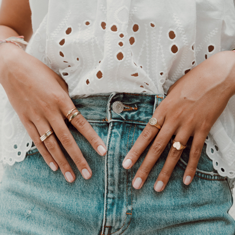 Ringe mit Gravur, Echtgold Ringe personalisiert mit einer Gravur