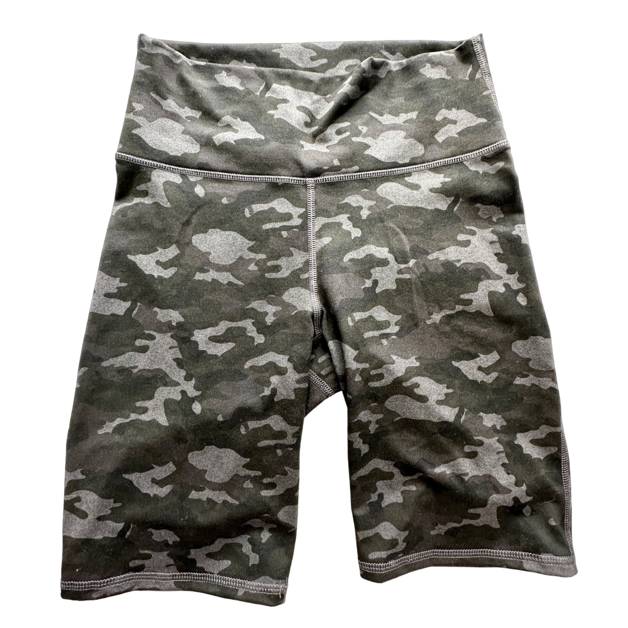 Fabletics Shorts Womens Medium Gray Camo Biker Athleisure