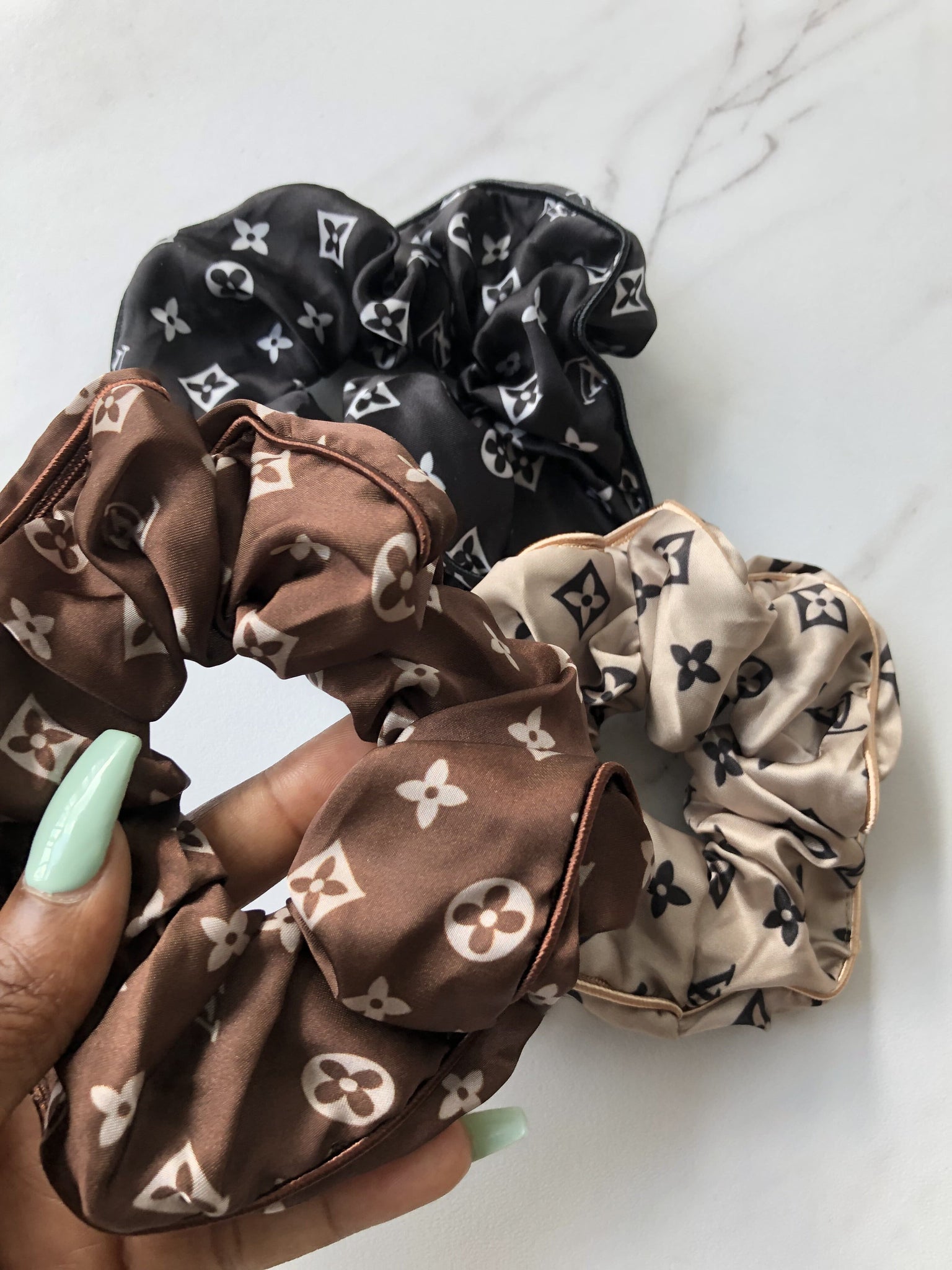 lv scrunchie price