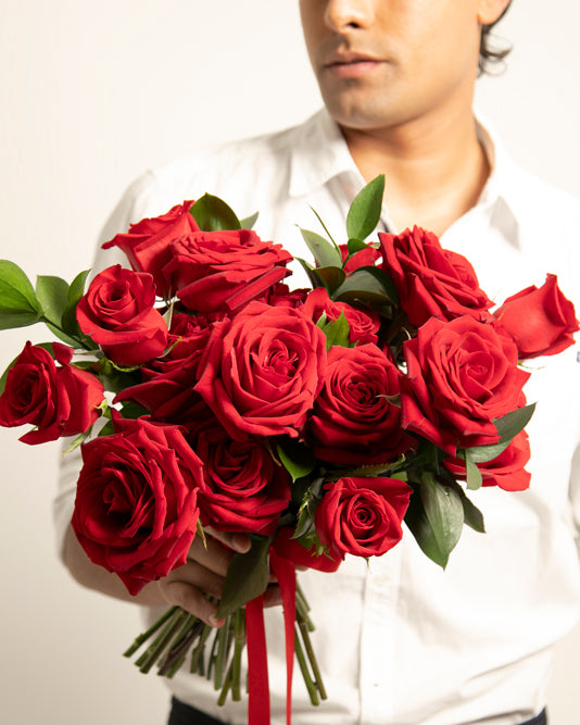Ruby Red Roses Details