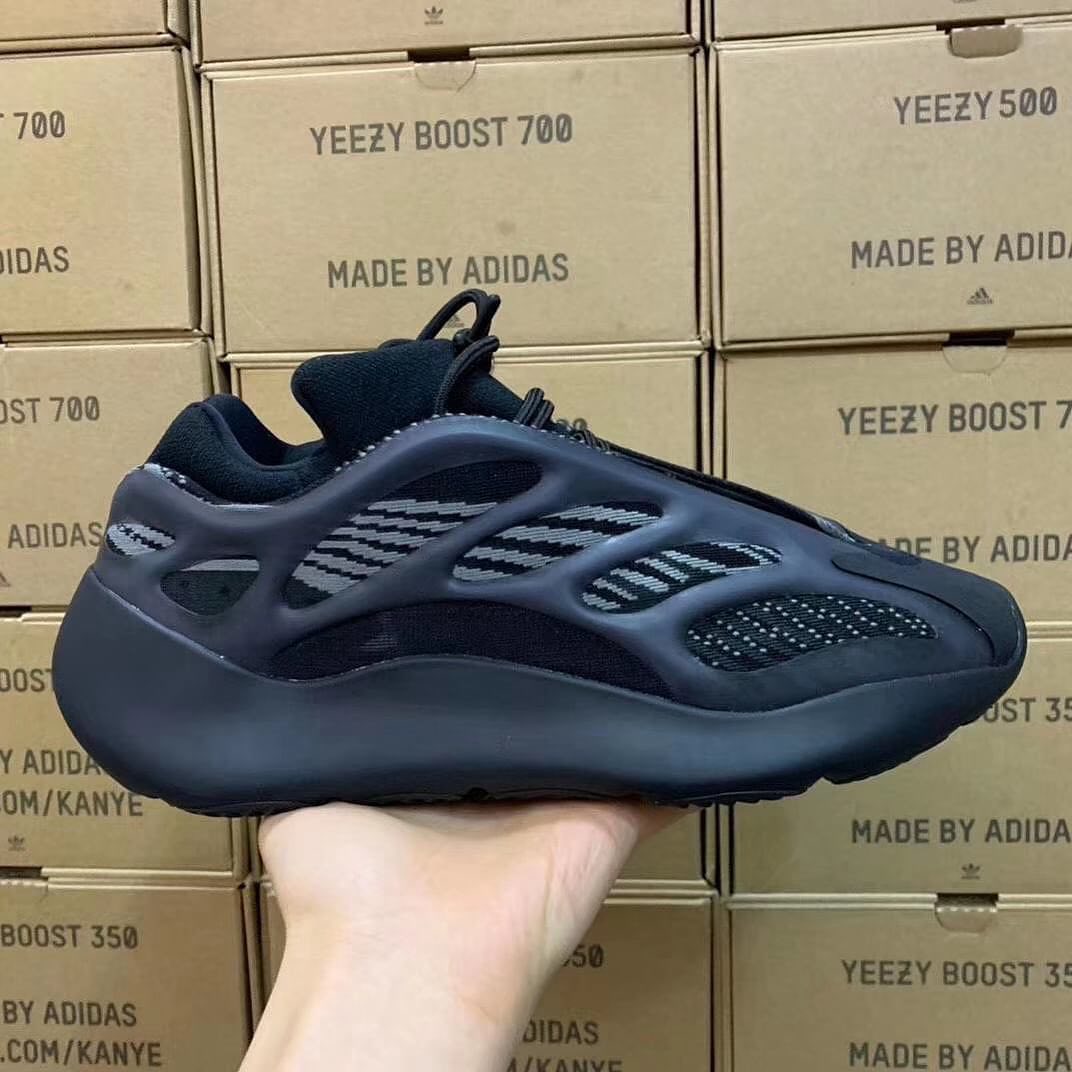 Adidas Yeezy Boost 700 Sneakers Shoes