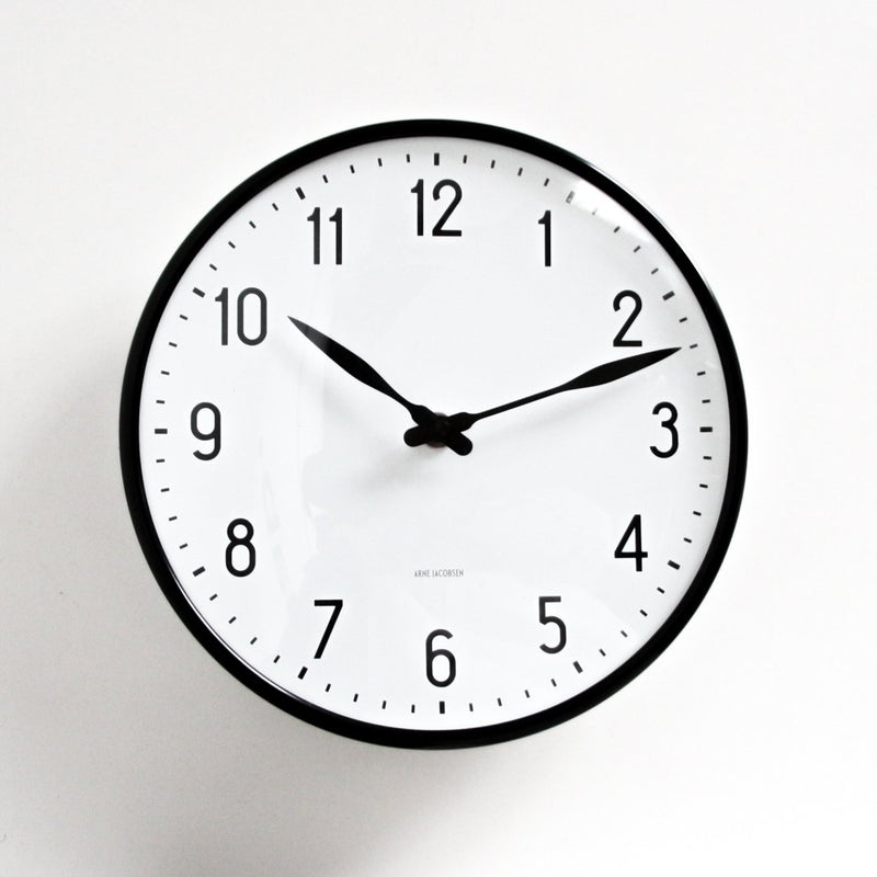 ARNE JACOBSEN Wall Clock Station 210mm | Shinc lab.（シンクラボ）