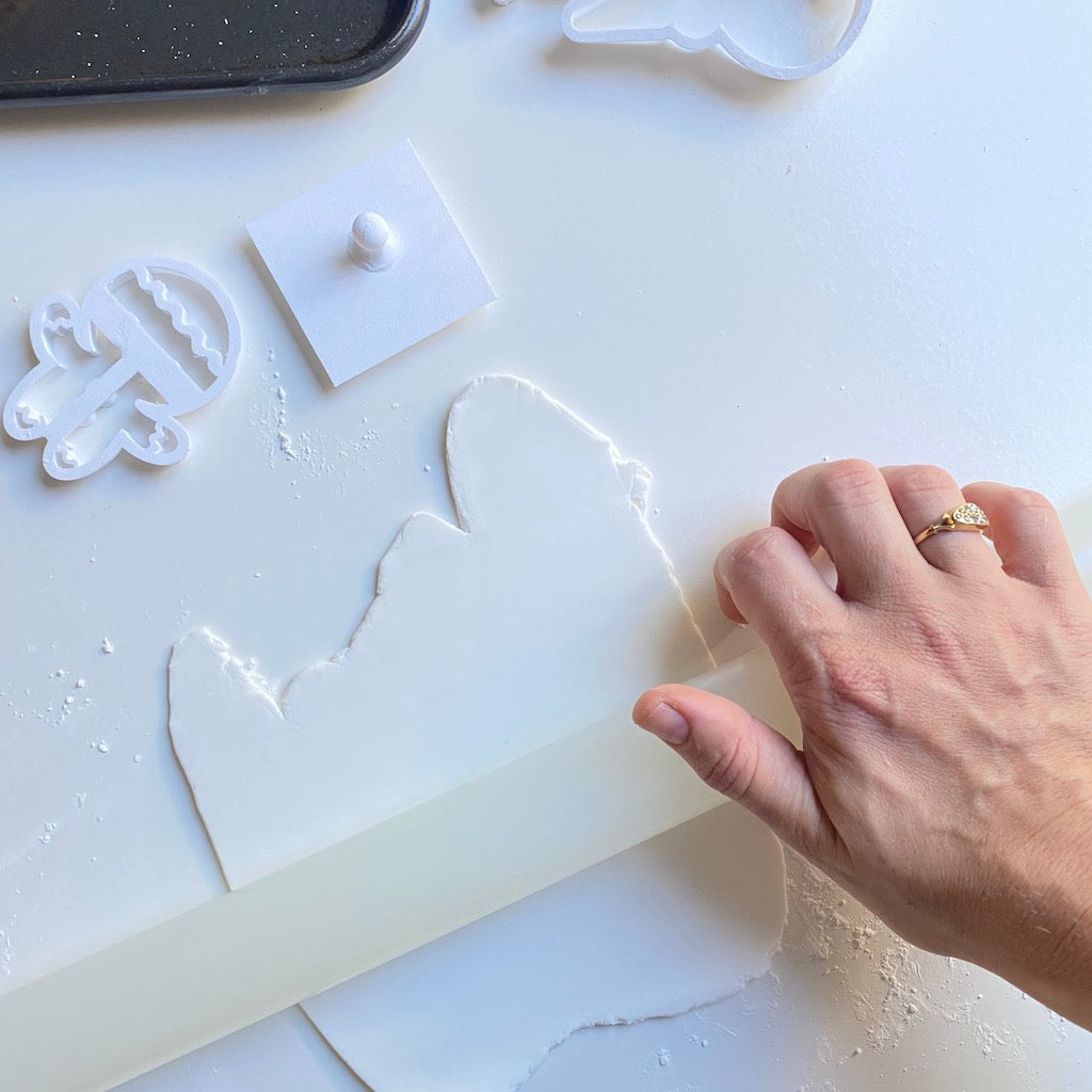 How to make fondant covered sugar cookies with fondant embosser