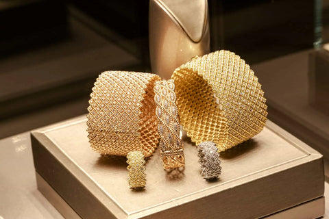 Gold Bracelet Selection at Vicenza Oro