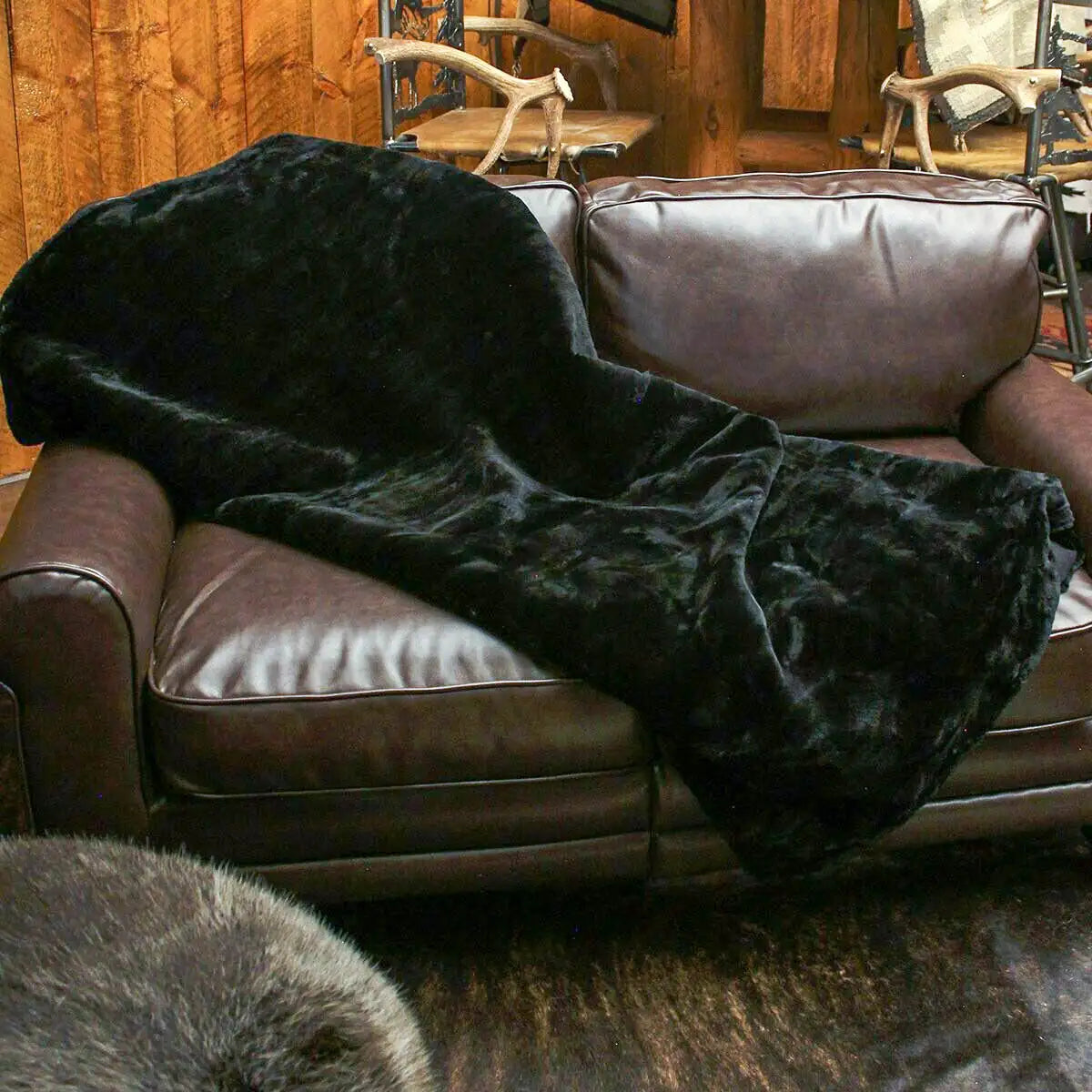 Real Black Beaver Fur Blanket – True North Furs