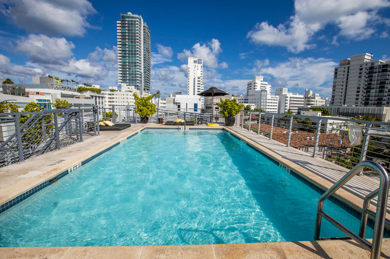 Rooftop Swimming Pool with Sundeck at Riviera Suites South Beach