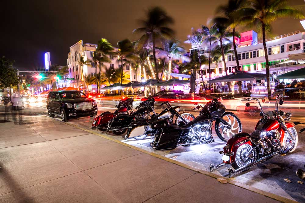 Choppers parking in Ocean drive, Miami Beach