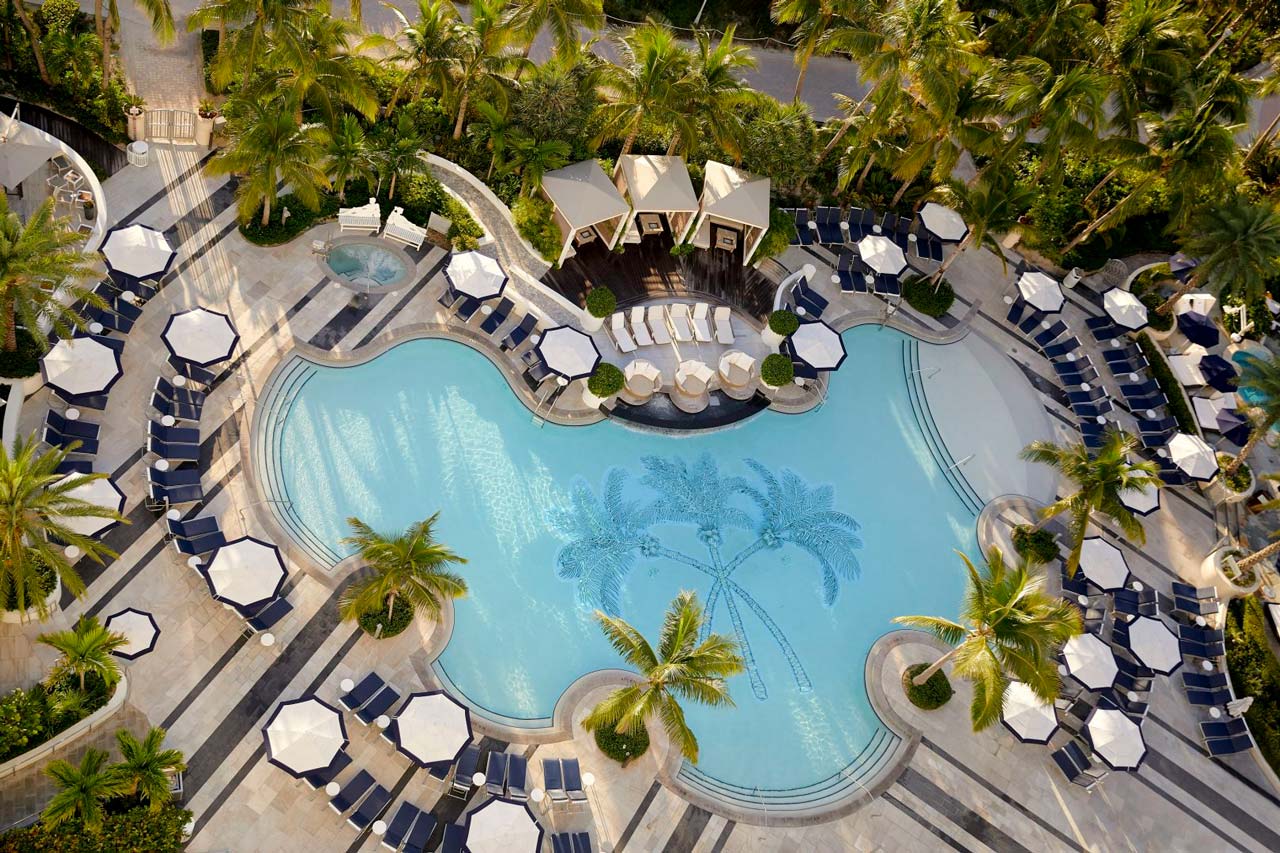Loews Miami Beach Hotel swimming pool