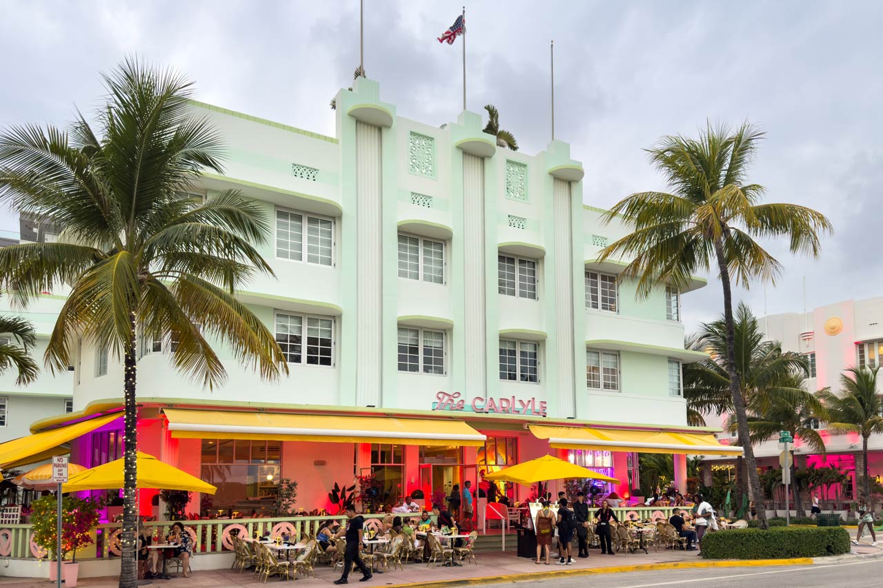 Carlyle Cafe in Miami Beach