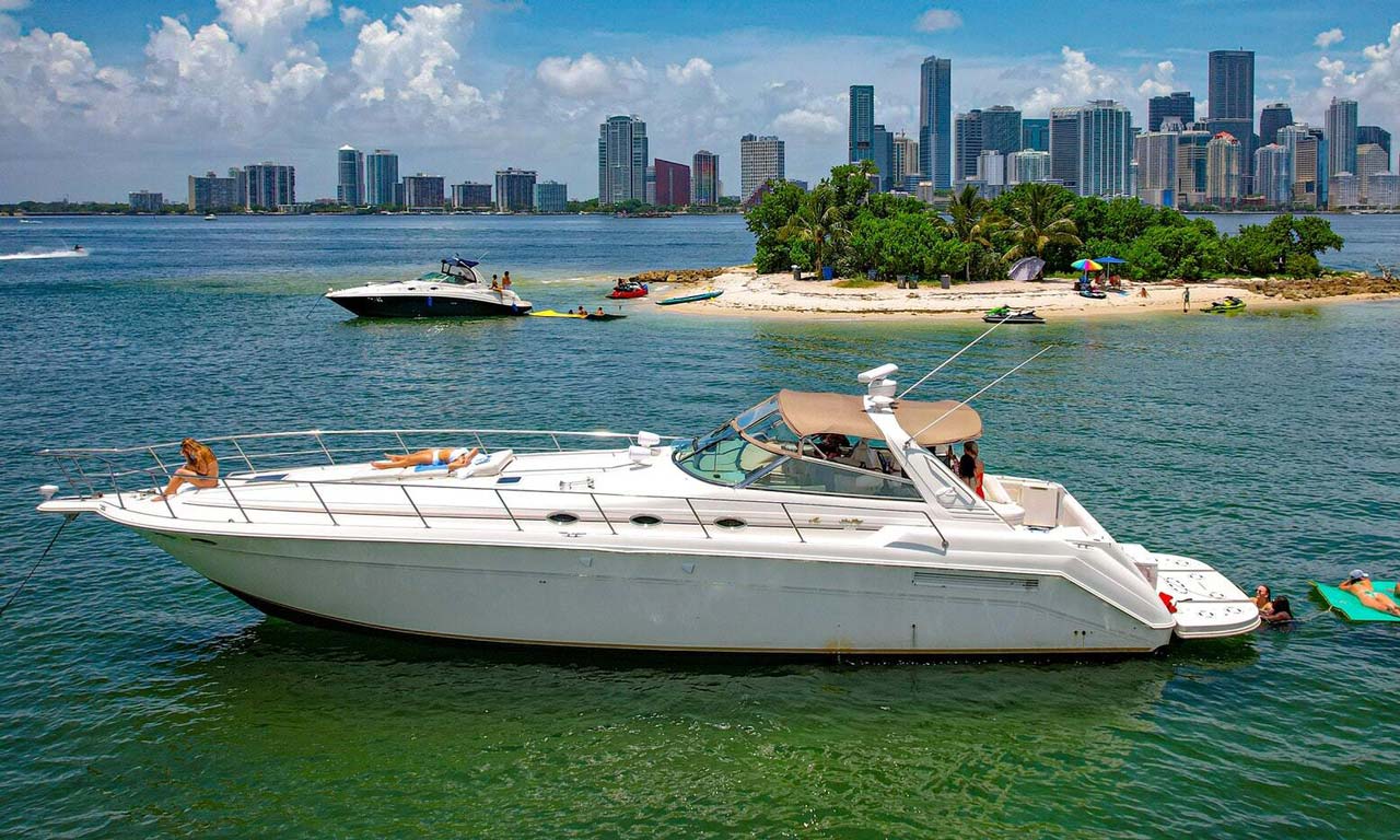 Things to See By Boat in Miami