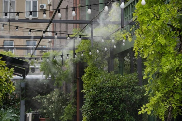 Misting systems vs traditional cooling methods