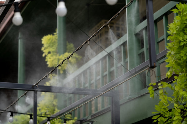 What are high pressure misting systems: learn how they work