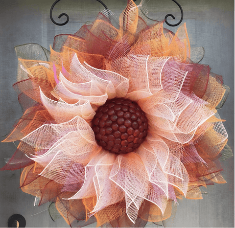 How to make a wreath with mesh
