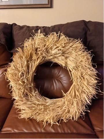 DIY corn husk wreath