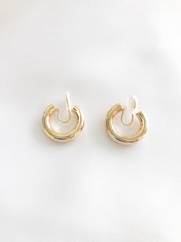 Find out which type of clip-on earrings is most suited for your