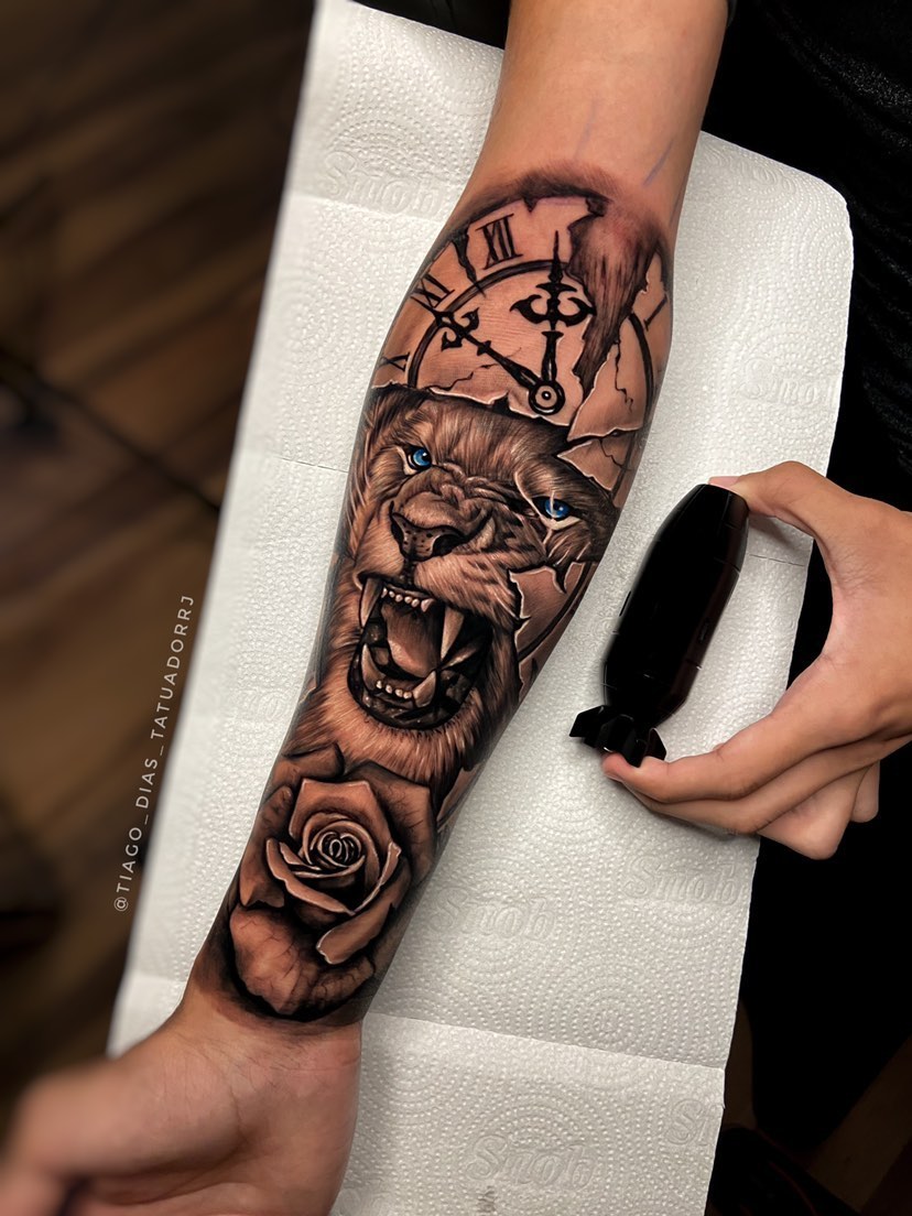 50 Best Different Tattoo Styles [2024 Inspiration Guide] | Tattoo styles,  Biomechanical tattoo, Modern tattoos