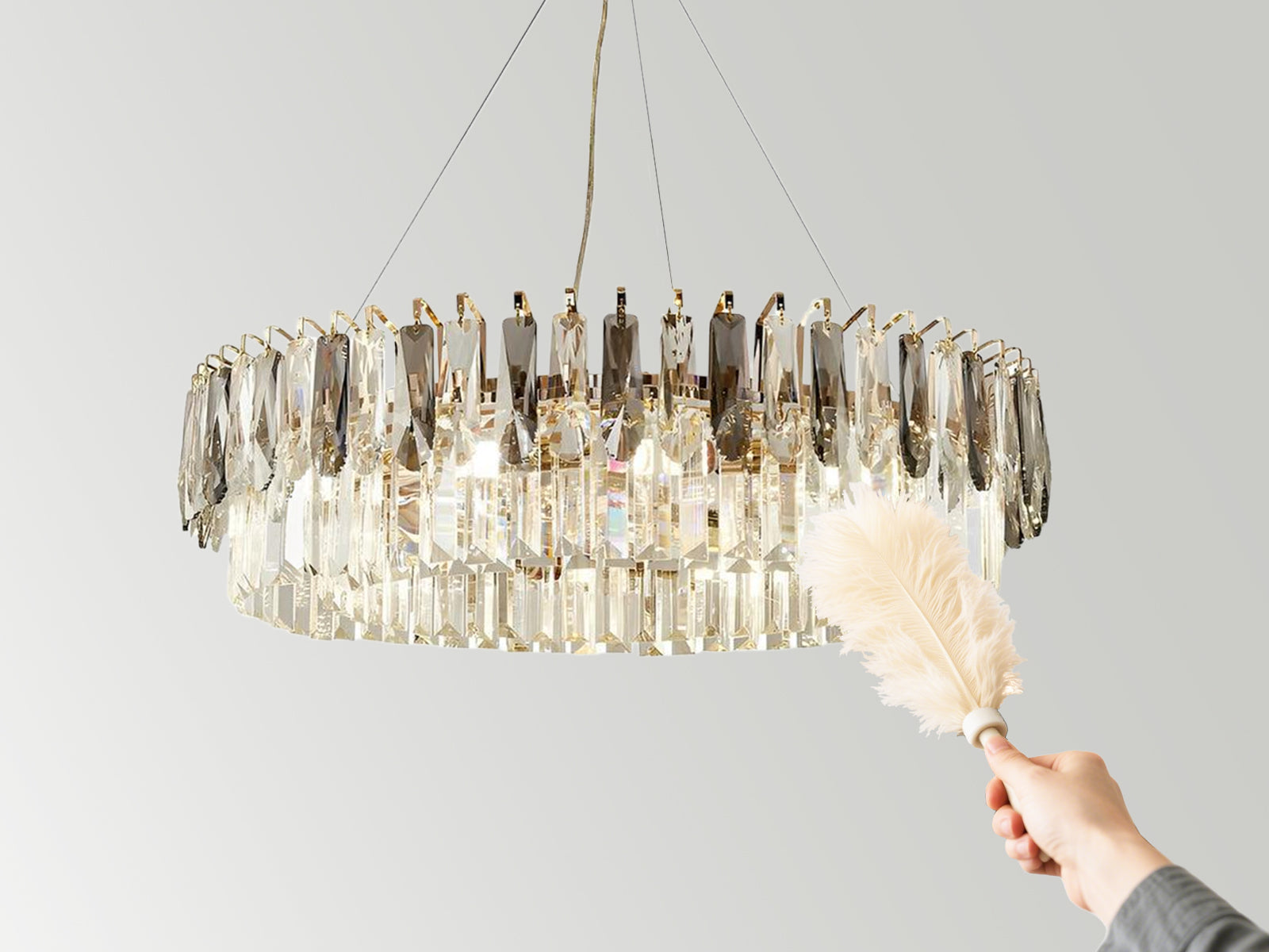 Dazuma-How to clean your chandelier-blogpost-clean chandelier with a duster