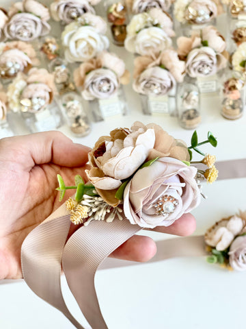 Wedding Corsages, Wrist Corsage, Wedding Corsage, Peach Corsage, Blush –  Whiteroomfavors