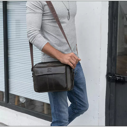 bolsa-transversal-de-couro-masculina-1