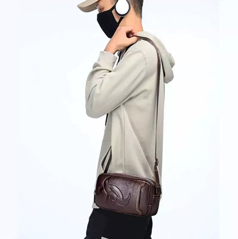 shoulder-bag-masculina-de-ombro-em-couro-1