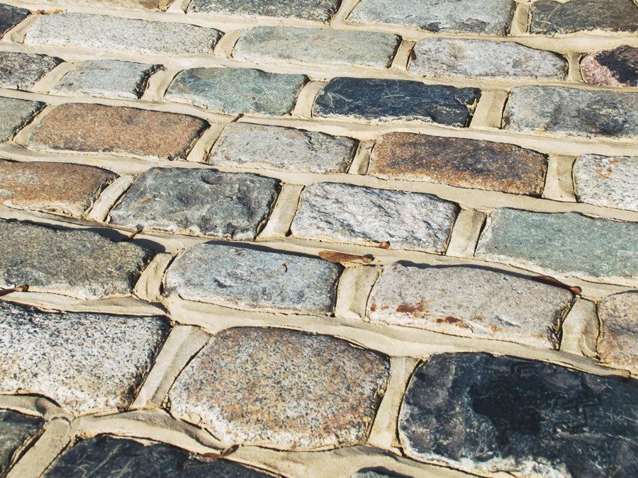 Reclaimed granite street setts edging cobbles driveways